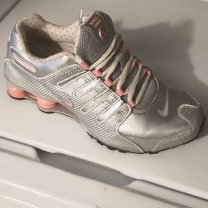 Nike Shox NZ size 7.5